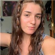 Hago professora de lengua catalana y literatura a niños de 10 a 14 años